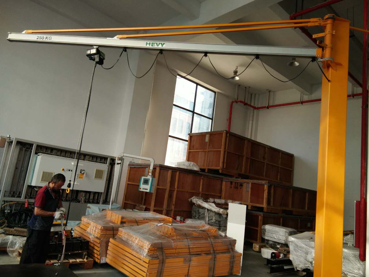 HEVY鋁軌組合式懸臂起重機-鋁合金軌道,HEVY軌道,HEVY葫蘆,EEPOS軌道,普蘭尼特葫蘆,STAHL葫蘆,斯泰爾電動葫蘆,防爆葫蘆,變頻環鏈葫蘆,進口環鏈葫蘆,STAHL鋼絲繩葫蘆,電動智能平衡吊,鋁合金KBK-旋臂吊產品